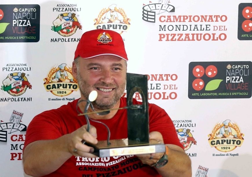 Ciro Magnetti vincitore del Campionato Mondiale del Pizzaiuolo